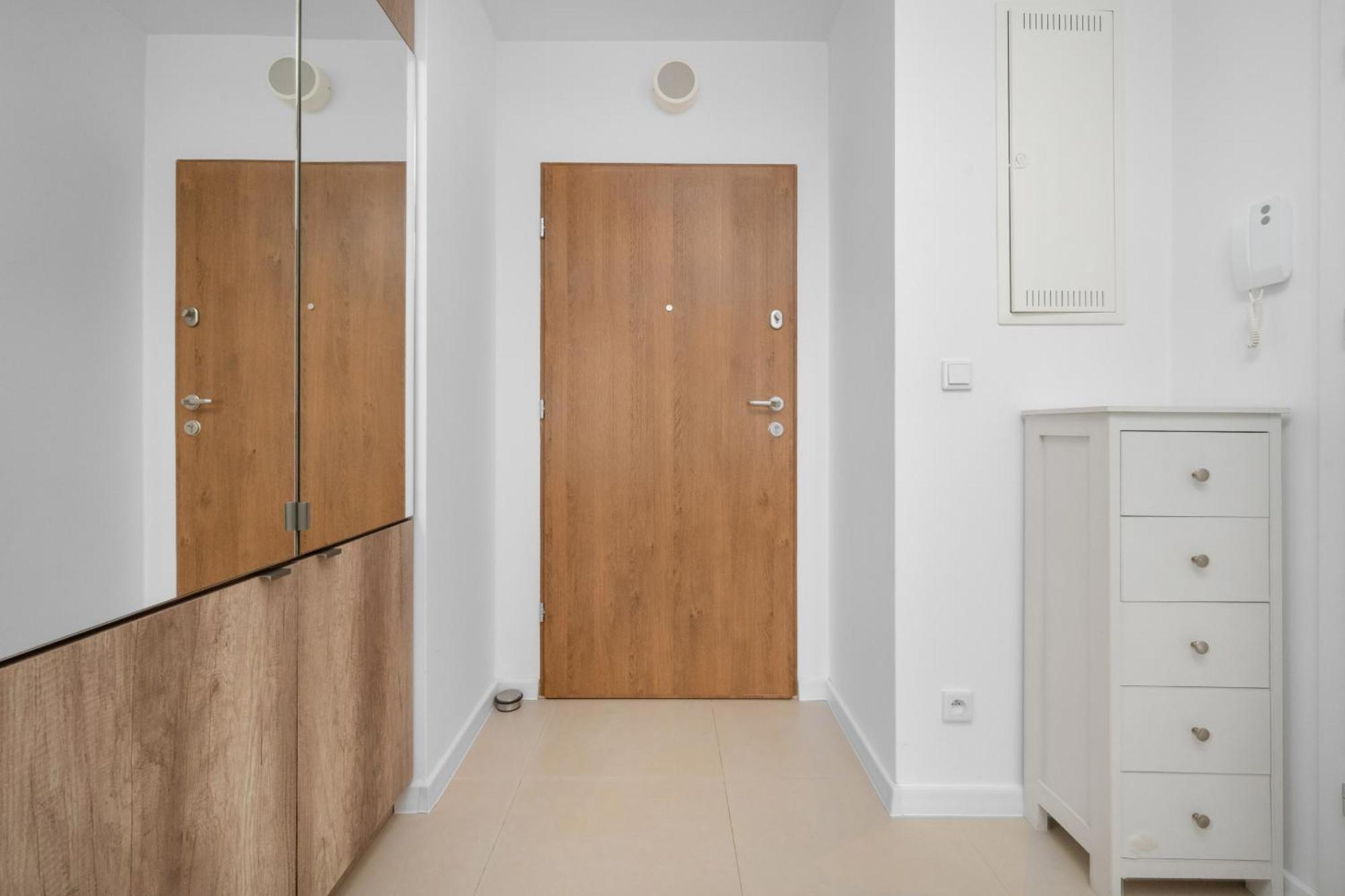 Klasyczny Apartament Z Balkonem We Wroclawiu By Noclegi Renters Ngoại thất bức ảnh