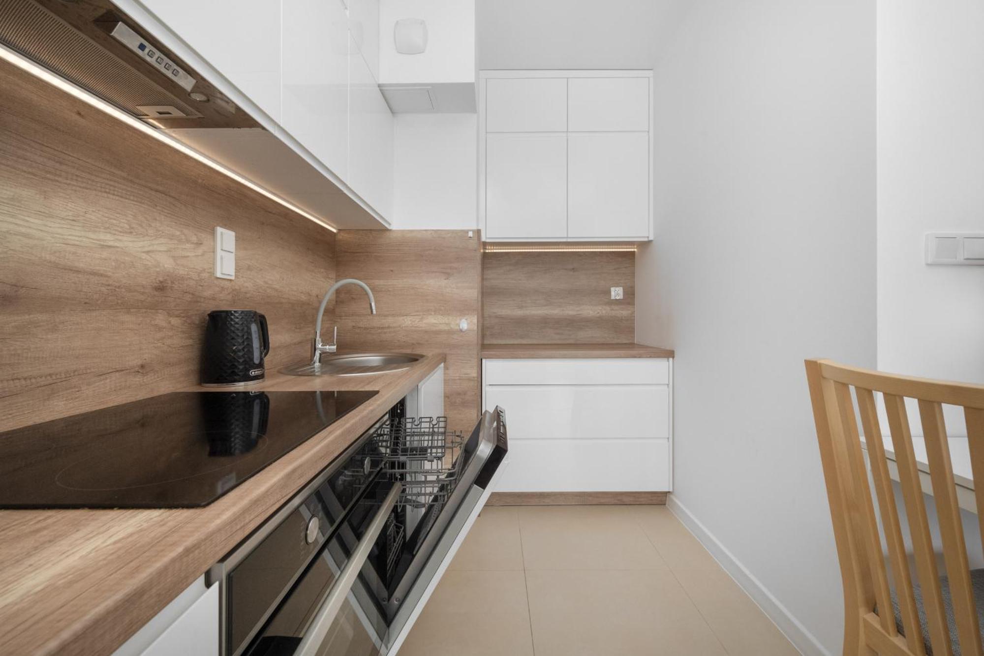 Klasyczny Apartament Z Balkonem We Wroclawiu By Noclegi Renters Ngoại thất bức ảnh